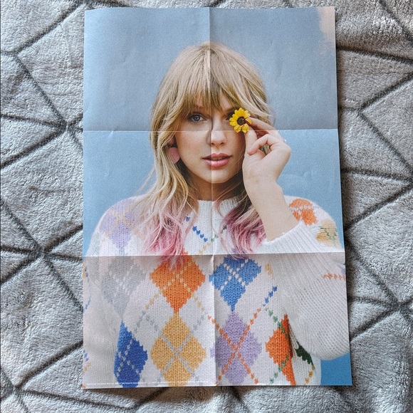Taylor Swift Other - Taylor Swift Lover Poster Daisy Eye Lover Journal